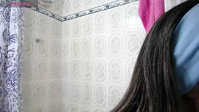 Snapshot of Laila_Laly chatting on December 29, 2024, 9:41 pm Laila Laly online show from December 29, 2024, 9:41 pm