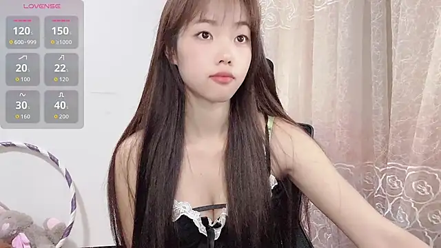 Lvy--v online show from November 1, 2025, 10:45 pm