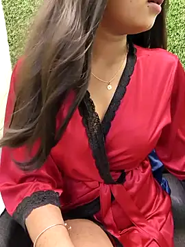 yhona darling online show from April 1, 2026, 8:37 am