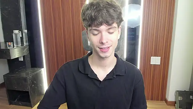 calvin love you online show from March 31, 2026, 5:13 pm