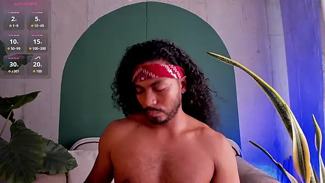 noah jones   online show from December 19, 2025, 5:53 pm