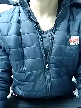 Snapshot of ManWaves chatting on December 12, 2024, 10:52 pm ManWaves online show from December 12, 2024, 10:52 pm