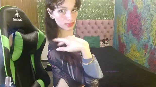 BurningVenus12 online show from May 15, 2026, 12:34 pm