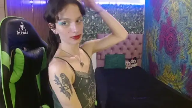 BurningVenus12 online show from May 20, 2026, 5:52 pm