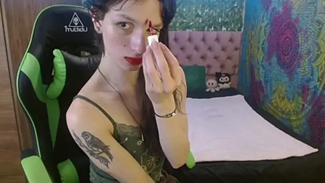BurningVenus12 online show from May 28, 2026, 5:32 pm