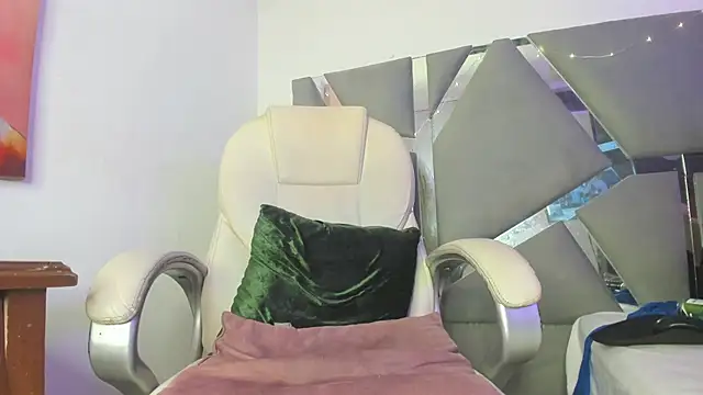 Arii xxx online show from January 18, 2025, 2:58 am