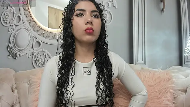 Snapshot of joselyn_sexy_ chatting on January 22, 2025, 11:34 am joselyn sexy online show from January 22, 2025, 11:34 am