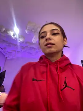 sofiarouge online show from January 8, 2026, 11:45 am