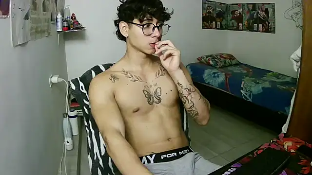 Dillom420 online show from December 23, 2025, 5:49 am