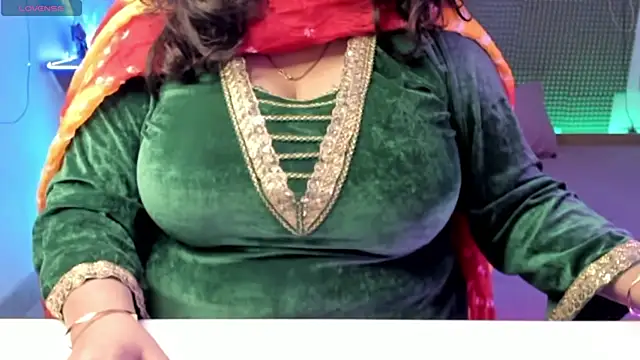 Gulabi Queen online show from December 11, 2024, 5:43 am