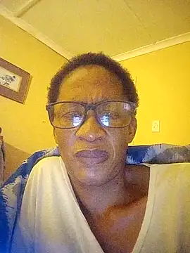 bustybillies online show from April 13, 2026, 3:28 pm