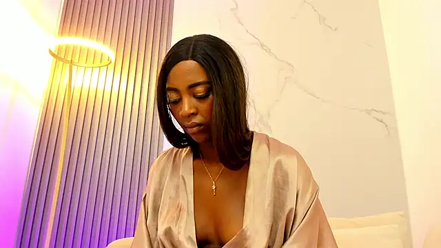 Snapshot of ebonydreams01 chatting on January 21, 2025, 5:30 pm ebonydreams01 online show from January 21, 2025, 5:30 pm