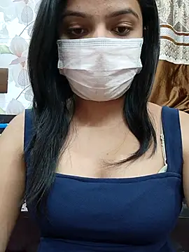 Myloveurvi online show from February 24, 2025, 1:10 pm