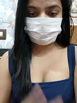 Myloveurvi online show from March 16, 2025, 5:28 pm