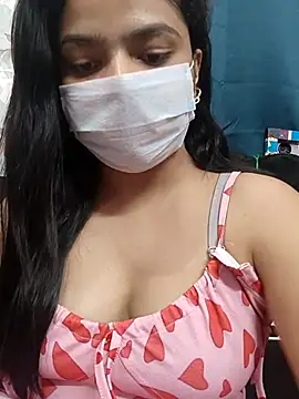 Myloveurvi online show from June 29, 2026, 5:13 pm