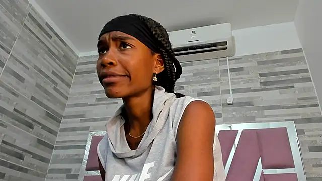 Snapshot of ebony_march chatting on October 19, 2025, 5:46 pm ebony march online show from October 19, 2025, 5:46 pm