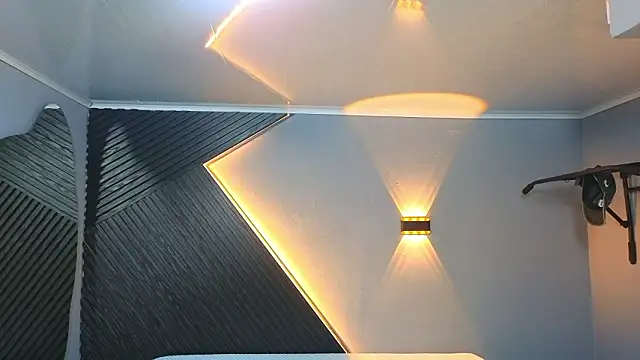 Laia and Aloby online show from February 14, 2026, 10:06 pm