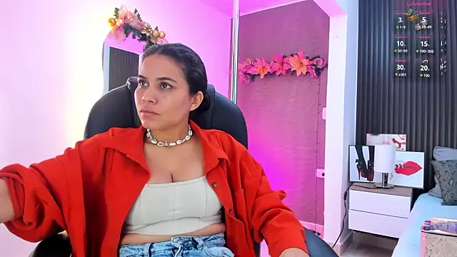 natasha  jackson online show from December 4, 2025, 12:25 pm