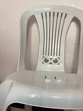 Young arabe online show from October 20, 2025, 1:44 pm