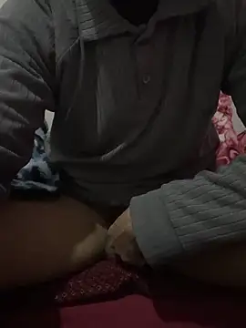 Young arabe online show from February 15, 2026, 1:46 am