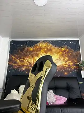 Nikol Rang   online show from March 3, 2025, 4:14 am