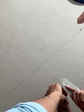 Nikol Rang   online show from February 12, 2026, 8:04 pm