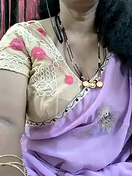 Snapshot of bhuvana555 chatting on September 8, 2025, 5:34 pm bhuvana555 online show from September 8, 2025, 5:34 pm