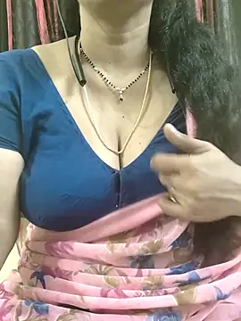 Snapshot of bhuvana555 chatting on November 12, 2025, 5:35 pm bhuvana555 online show from November 12, 2025, 5:35 pm