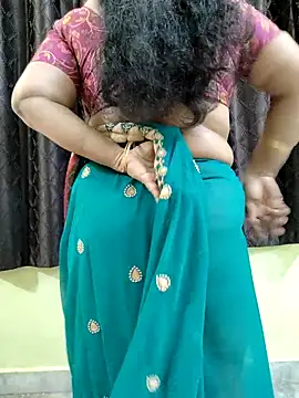 Snapshot of bhuvana555 chatting on December 3, 2025, 6:06 pm bhuvana555 online show from December 3, 2025, 6:06 pm