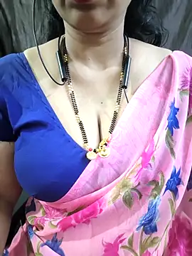 Snapshot of bhuvana555 chatting on April 13, 2026, 5:51 pm bhuvana555 online show from April 13, 2026, 5:51 pm