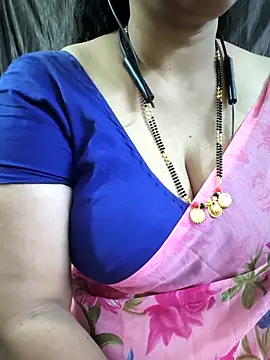 Snapshot of bhuvana555 chatting on April 14, 2026, 4:57 pm bhuvana555 online show from April 14, 2026, 4:57 pm