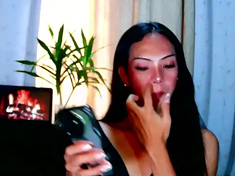 Jvuymae online show from April 25, 2026, 2:36 am