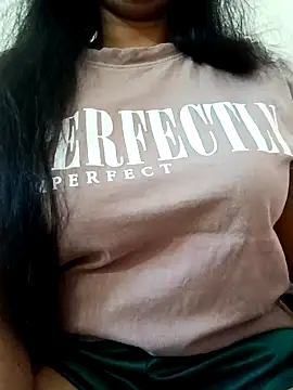 Rina777o online show from January 3, 2025, 9:58 am