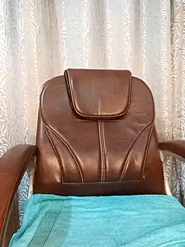 Rina777o online show from December 3, 2025, 10:02 am