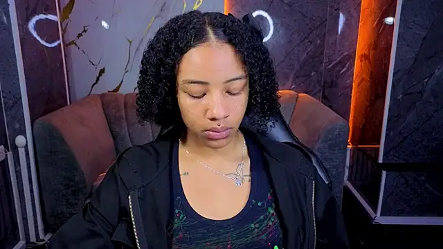 Violeth b online show from November 18, 2025, 12:53 pm