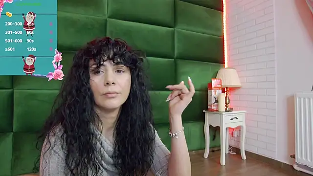 SelenSummer online show from December 16, 2025, 7:52 pm