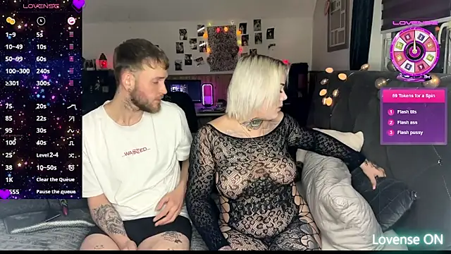 Snapshot of elina_may chatting on March 13, 2025, 8:11 pm elina may online show from March 13, 2025, 8:11 pm