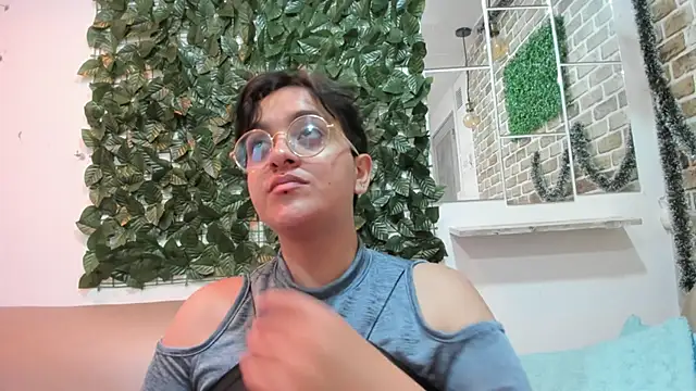 Snapshot of kory_mansson chatting on March 19, 2025, 8:32 pm kory mansson online show from March 19, 2025, 8:32 pm