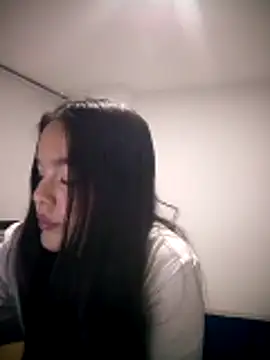 SweetFortuner online show from November 4, 2025, 2:10 am