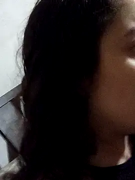 lucylovles online show from January 16, 2025, 4:38 am