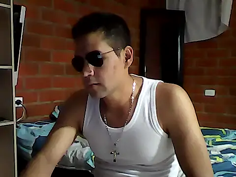 esteban2810m online show from March 5, 2026, 1:23 am