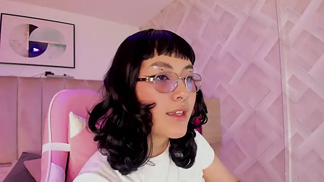 Haru Bonny online show from February 27, 2026, 7:47 pm