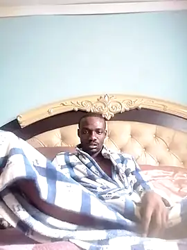 Izifebe online show from November 14, 2025, 7:51 am