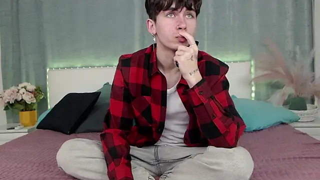 Bad Boy9996 online show from February 17, 2025, 8:15 pm