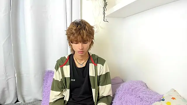 Snapshot of santy-kitty chatting on February 12, 2025, 3:51 am santy-kitty online show from February 12, 2025, 3:51 am