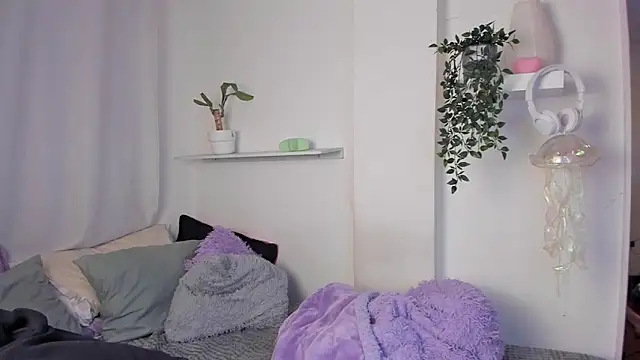 santy-kitty online show from February 11, 2026, 12:26 am