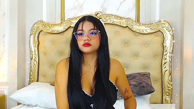 Snapshot of CelesteDePaul chatting on December 3, 2024, 12:06 pm CelesteDePaul online show from December 3, 2024, 12:06 pm