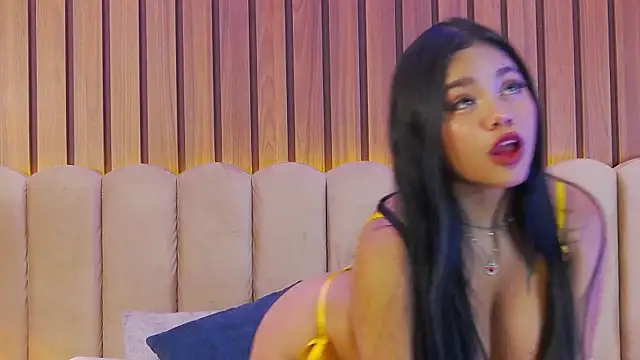 Snapshot of CelesteDePaul chatting on December 13, 2024, 6:05 pm CelesteDePaul online show from December 13, 2024, 6:05 pm