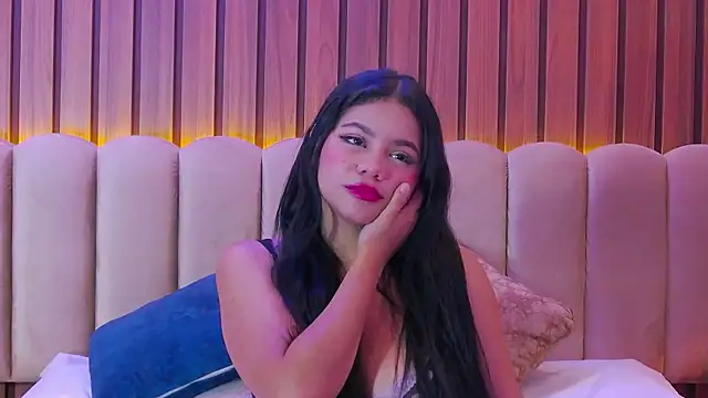 Snapshot of CelesteDePaul chatting on December 19, 2024, 3:08 pm CelesteDePaul online show from December 19, 2024, 3:08 pm