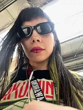 EemaHaruki online show from February 18, 2025, 5:53 pm